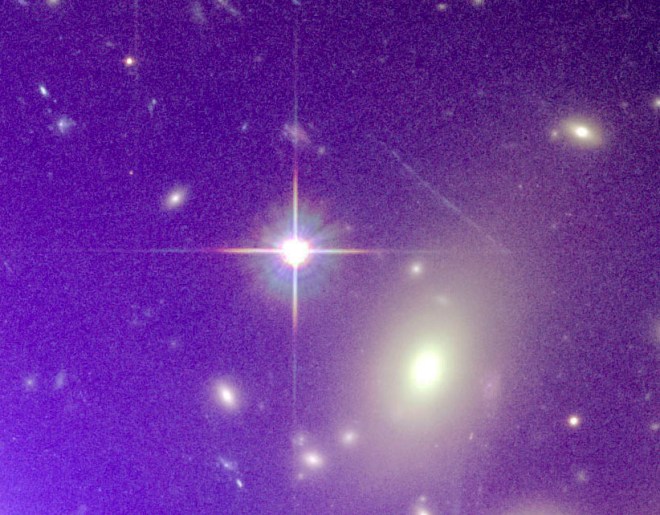 Diffraction spikes due to secondary mirror support bars